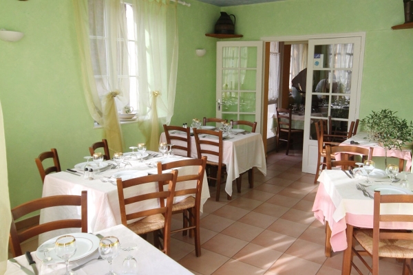 Hotel Auberde de l Omois Logis